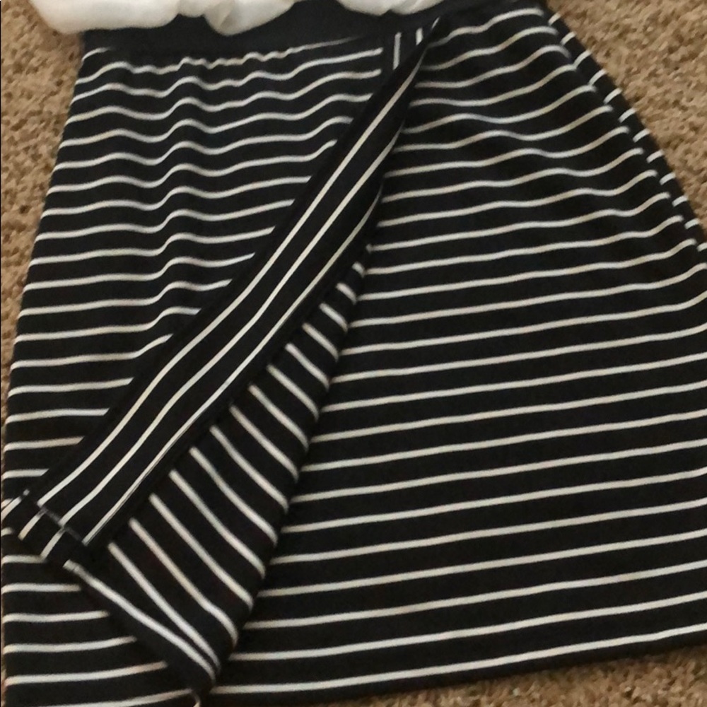 Dress - Picture 4 of 5
